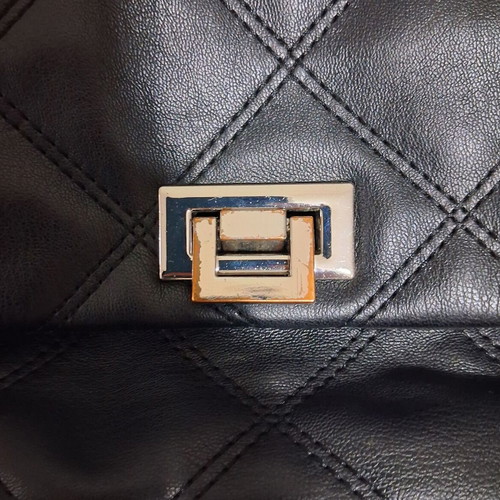Stradivarius women's shoulder bag like new, black with silver chain