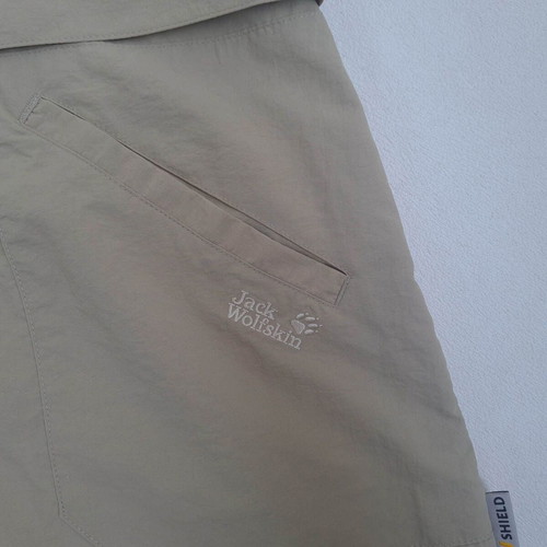 Jack Wolfskin women's hiking dress size 40 / L, beige