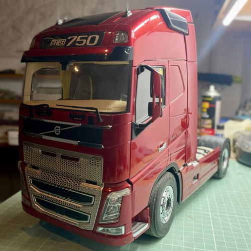 Volvo FH16 Remote Control Truck 1:14 Scale like new