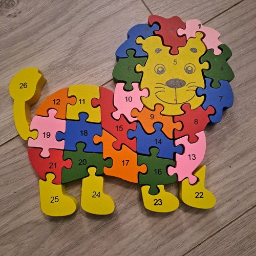 Wooden puzzles used, set of 3 animal designs