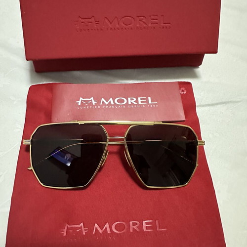 Bottega Veneta sunglasses like new, gold color