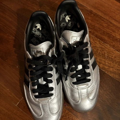 Adidas Silver Samba athletic shoes new, size 39, black and silver