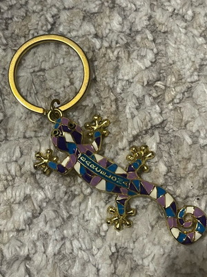 Barcelona souvenir keychain like new, multicolored