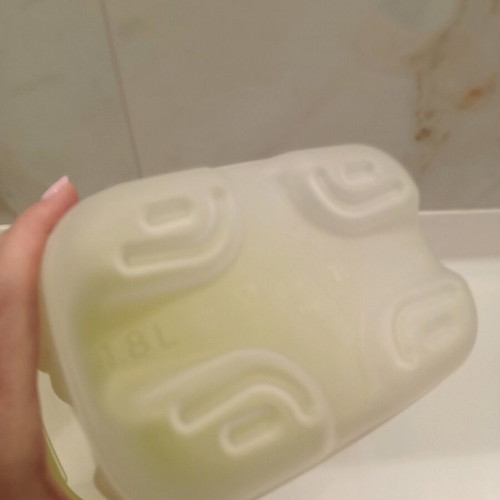 Tupperware 1.8 litre new