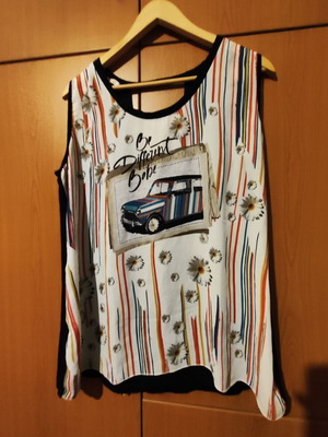 Sleeveless blouse Vertice plus size with retro design like new