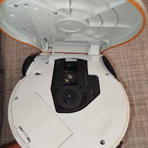 Sony Walkman D-SJ301 CD player S2 G, working
