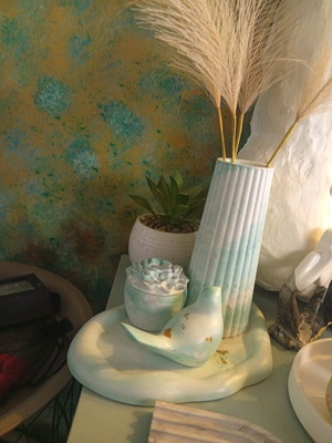 Handmade decoration set like new