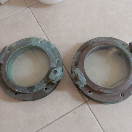 Authentic brass portholes 25cm like new, nautical antiques