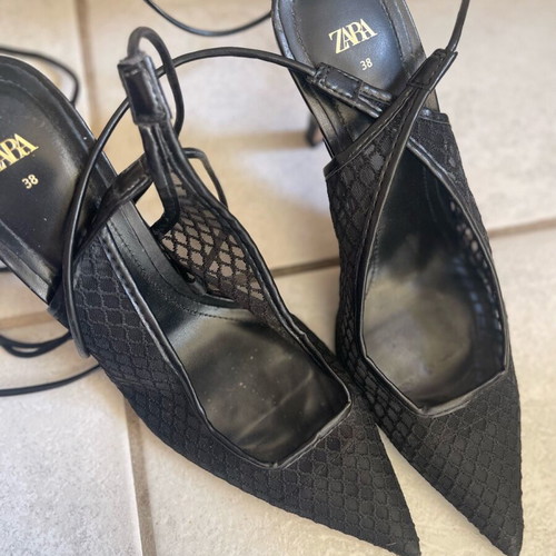 Zara pointed shoes used with straps, size 38, black