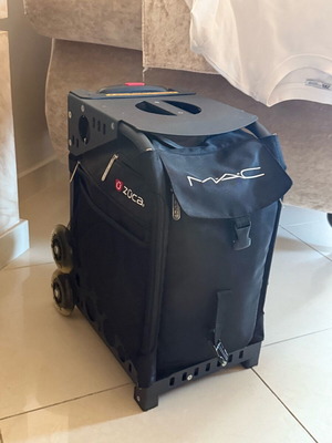 Makeup bag Zuca like new
