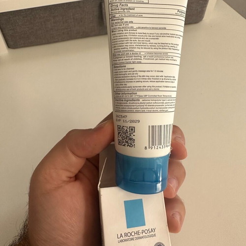 La Roche-Posay Medicated Cleanser Gel new
