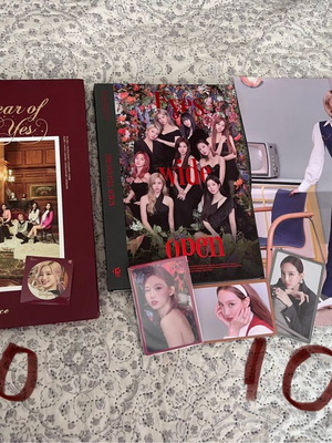 Kpop albums Twice, Blackpink, Idle, Chungha like new