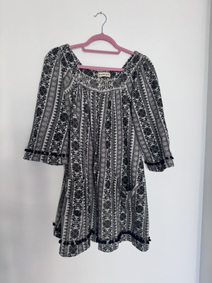 Boho cotton dress size S like new, black and white
