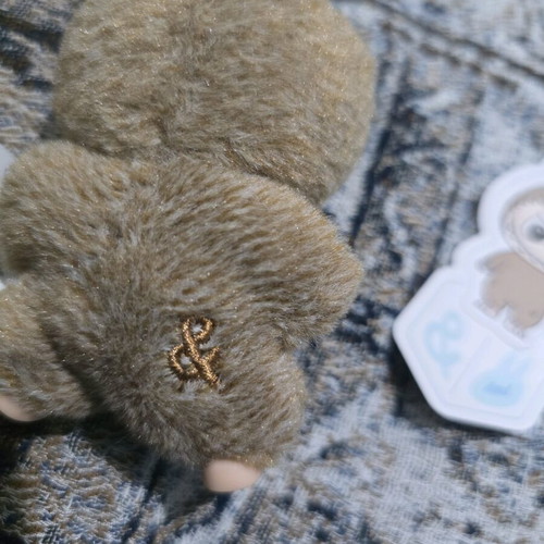 Labubu Pin for Love authentic new from Popmart