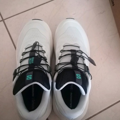 Salomon 40 2/3 Ultra Glide 3 W new, mint color
