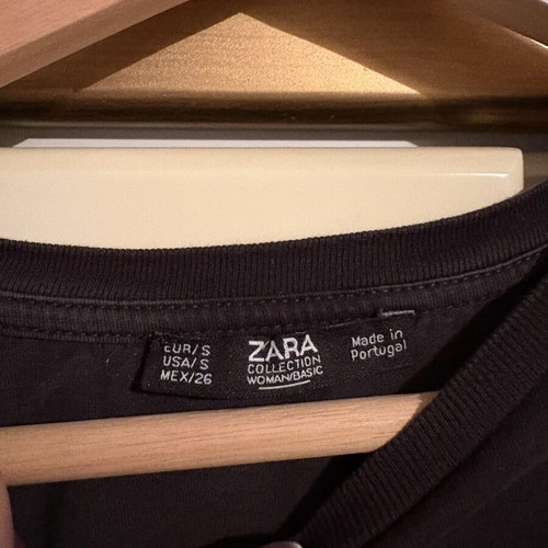 Zara T-shirt like new, size S, black and grey
