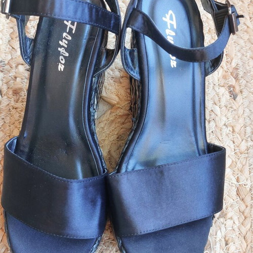 FlyFor Espadrille Platform Sandals like new, size 37, black and beige