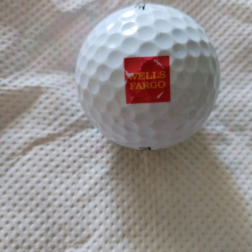 Top Flite 3 Wells Fargo golf ball new, white