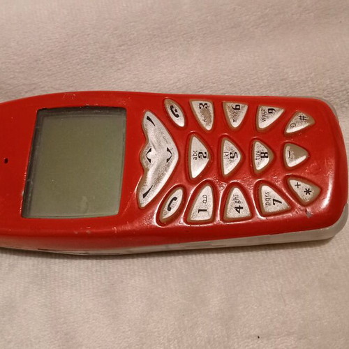 Κινητό Nokia 3510 μεταχειρισμένο, κόκκινο, ως έχει για ανταλλακτικά
