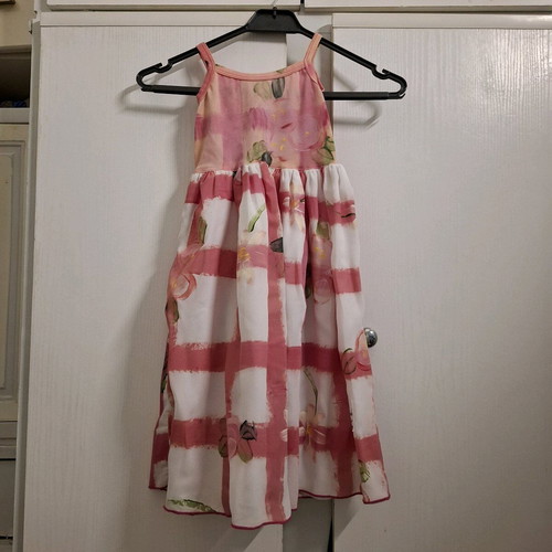 Children's elegant dress with skirt and lining new