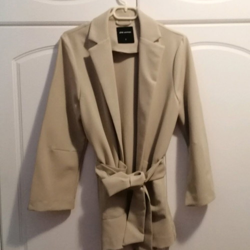 Pink Woman women's jacket new, beige, loose fit with belt