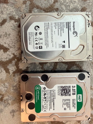 Σκληροί δίσκοι 3TB μεταχειρισμένοι, Seagate Barracuda & WD Green, 2 τεμ.