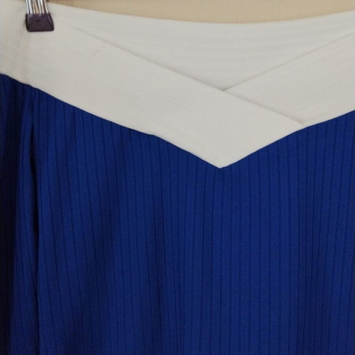 Shein off the shoulder top like new, blue and white, size M