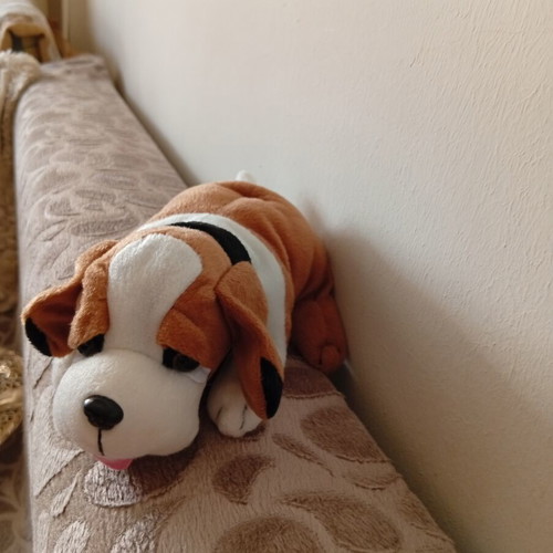 Plush dog 21 cm like new