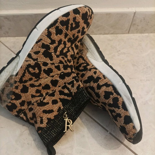 Γυναικεία αθλητικά παπούτσια River Island σαν καινούργια, τύπου κάλτσα λεοπαρ