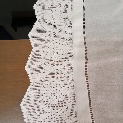 Handmade set of 3 white semens with lace