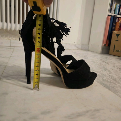 Exe leather sandals with tassels, size 39, like new