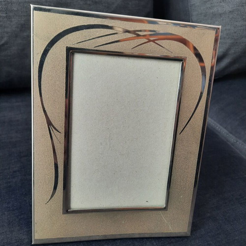 Photo frame set like new with decorative gold-silver motif
