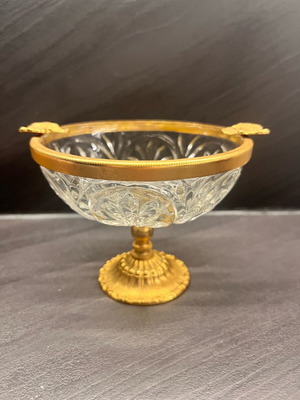 Vintage ashtray like new made of lead crystal and bronze