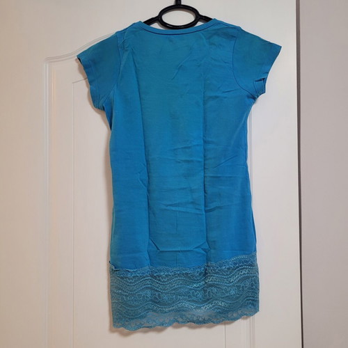 Short-sleeve women's blouse with lace trim, blue, size M