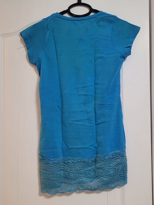 Short-sleeve women's blouse with lace trim, blue, size M