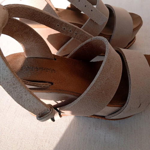Catarina Martins platform shoes like new, handmade leather, beige
