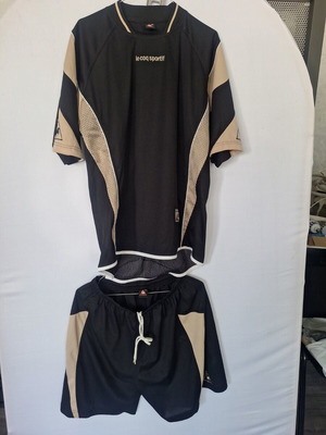 Le Coq Sportif men's football kit XXL, black with beige