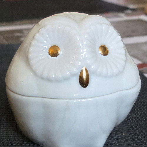 White Owl Box with Gold Tones Porcellane D'Arte Agostinelli Bassano Italy like new