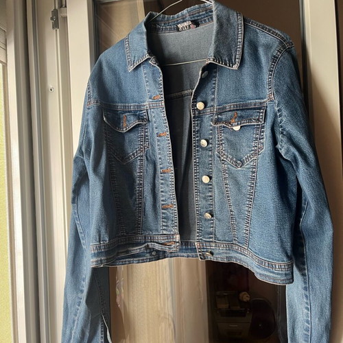 Paranoia denim jacket like new, short, medium size, light blue