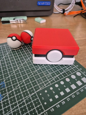 Premium μαγνητική θήκη Game Boy Advance Pokeball edition σαν καινούργια