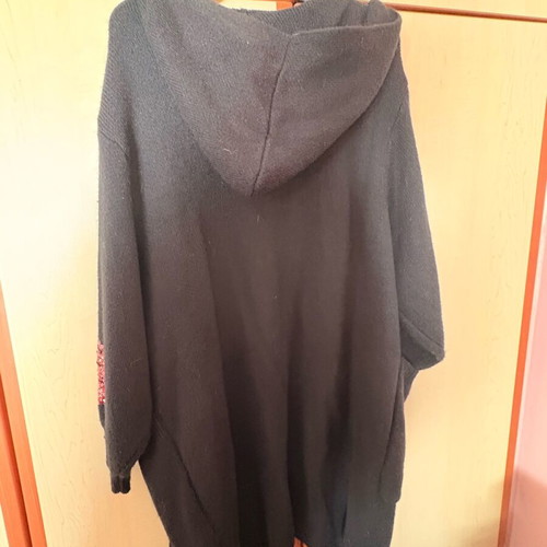 Meme Rouge Paris cardigan with sequins and hood, like new, black