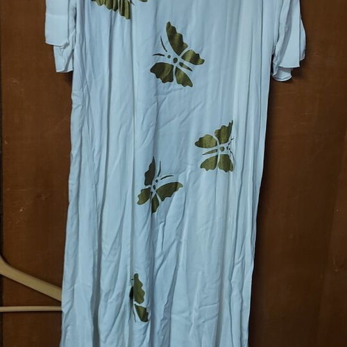 Long dress white with gold flowers size M like new, viscose fabric
