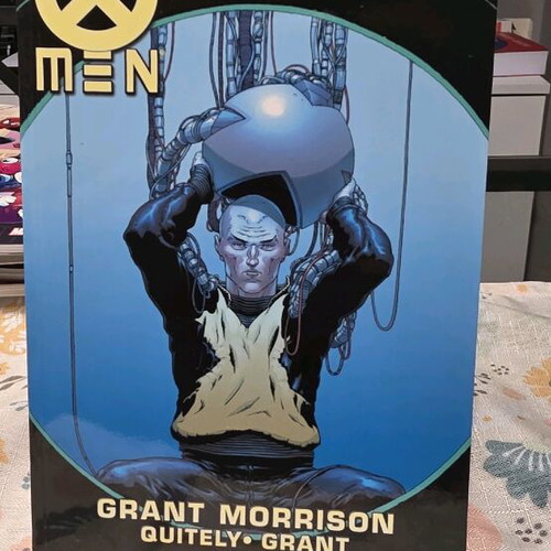 Marvel New X-Men Book Vol. 4 like new