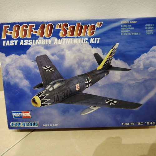 HobbyBoss F-86F-40 Sabre model kit new