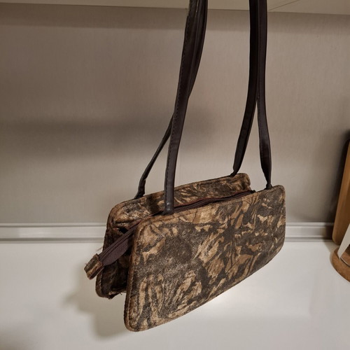 Vintage Jianni Lesal shoulder bag used, velvet style, black and brown