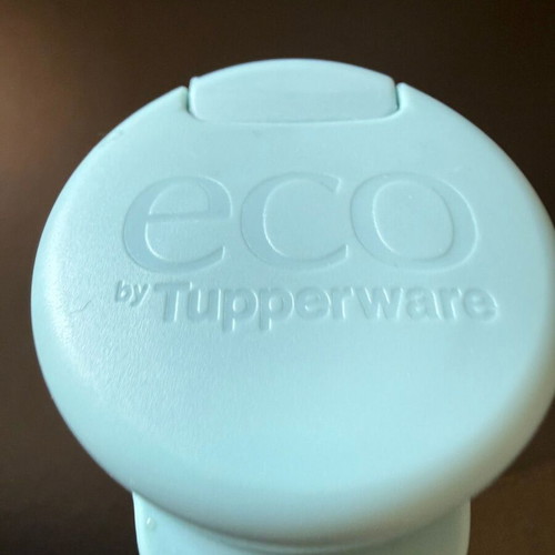 Tupperware plastic bottle 750ml used, light blue