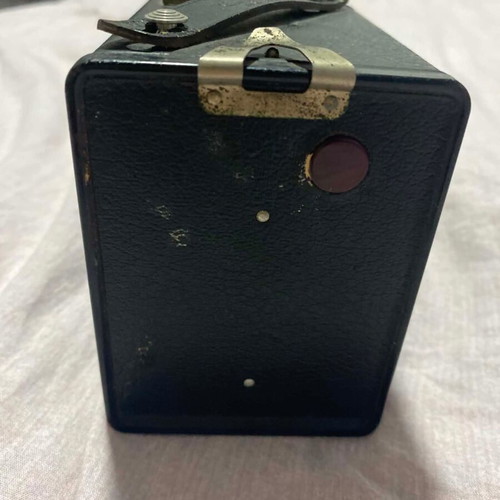 Kodak Brownie Six-20 Model C vintage box camera used