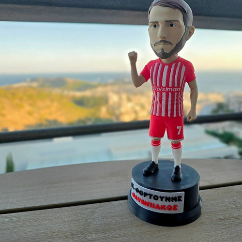 Fortounis 3D Printed Figure with Base and Olympiacos Keychain