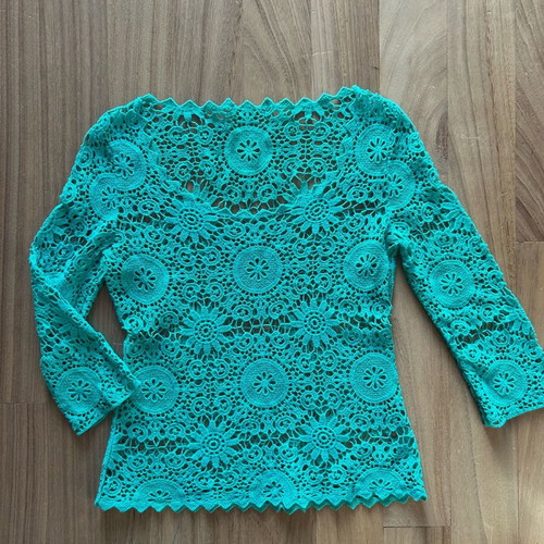 Crochet blouse emerald green like new, size M