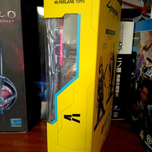 McFarlane Cyberpunk 2077 V figure new, authentic